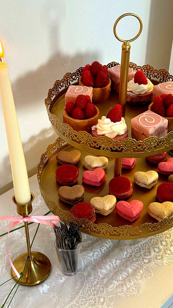 chloerosenbaum image ~ Altpins