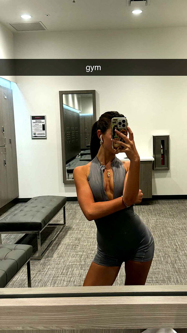 chloerosenbaum image ~ Altpins