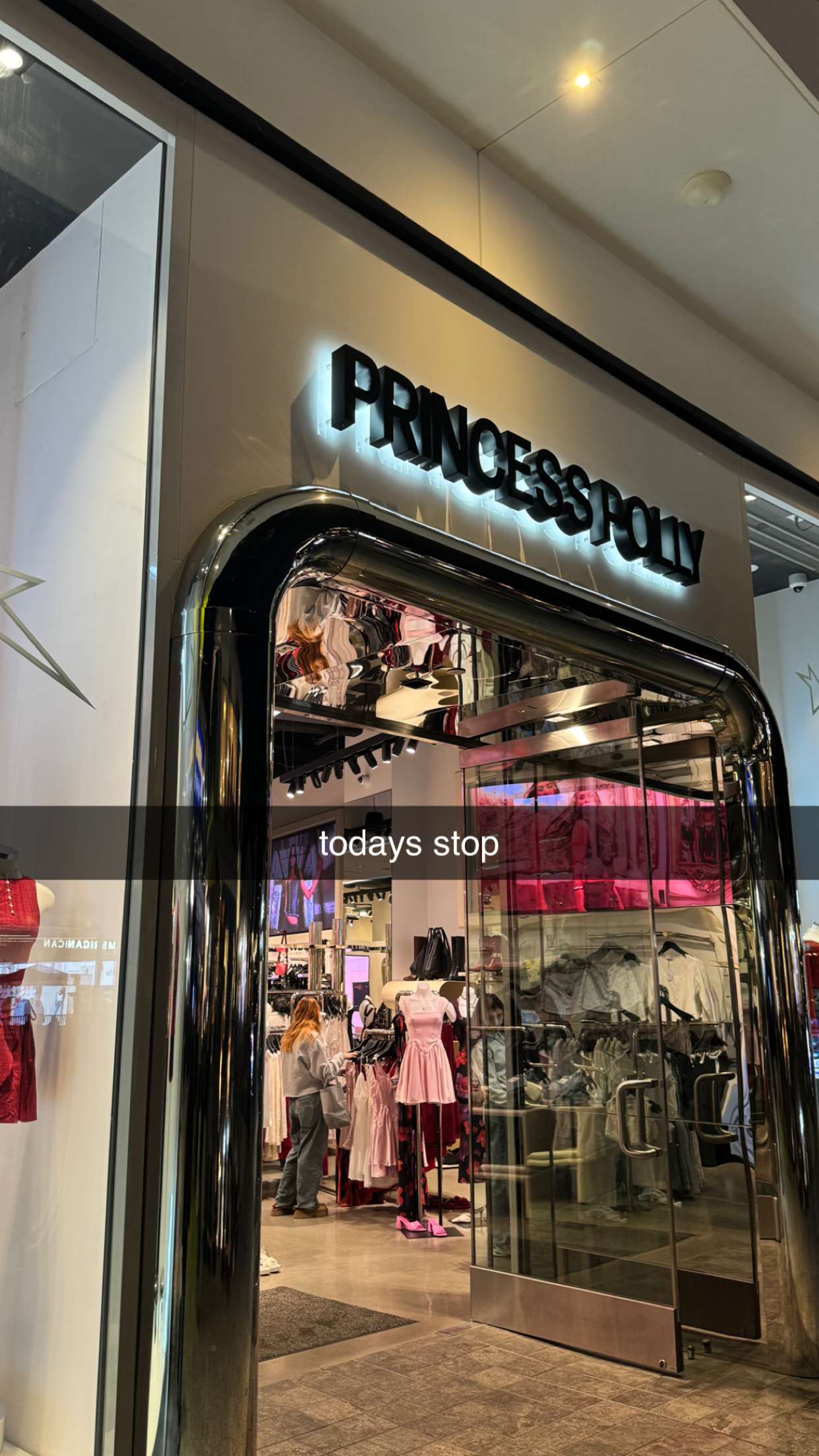 chloerosenbaum snapchat image archive image