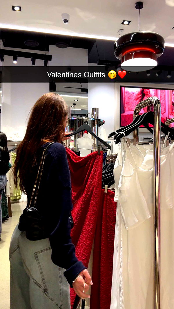 chloerosenbaum image ~ Altpins