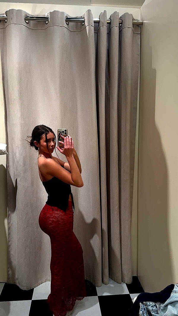 chloerosenbaum image ~ Altpins