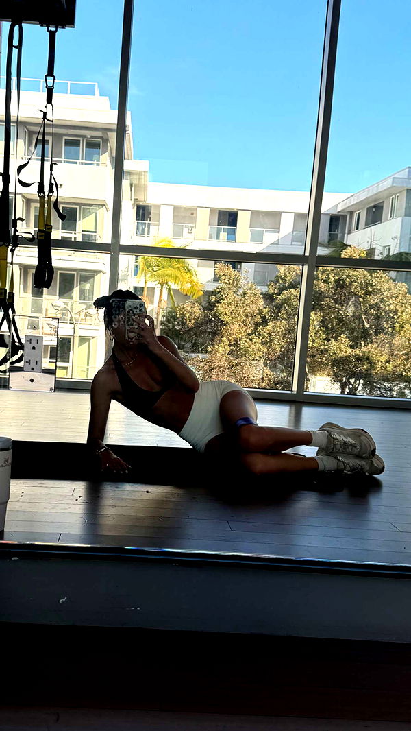 chloerosenbaum image ~ Altpins