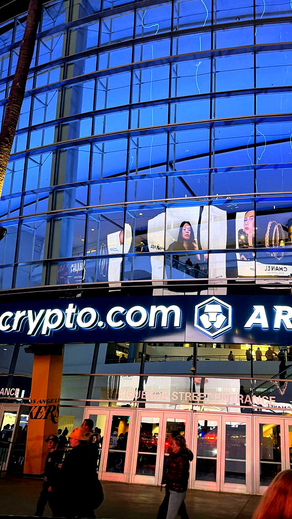 chloerosenbaum image ~ Altpins