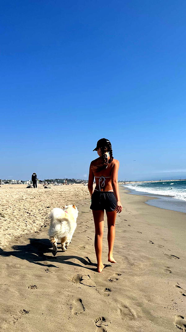 chloerosenbaum image ~ Altpins