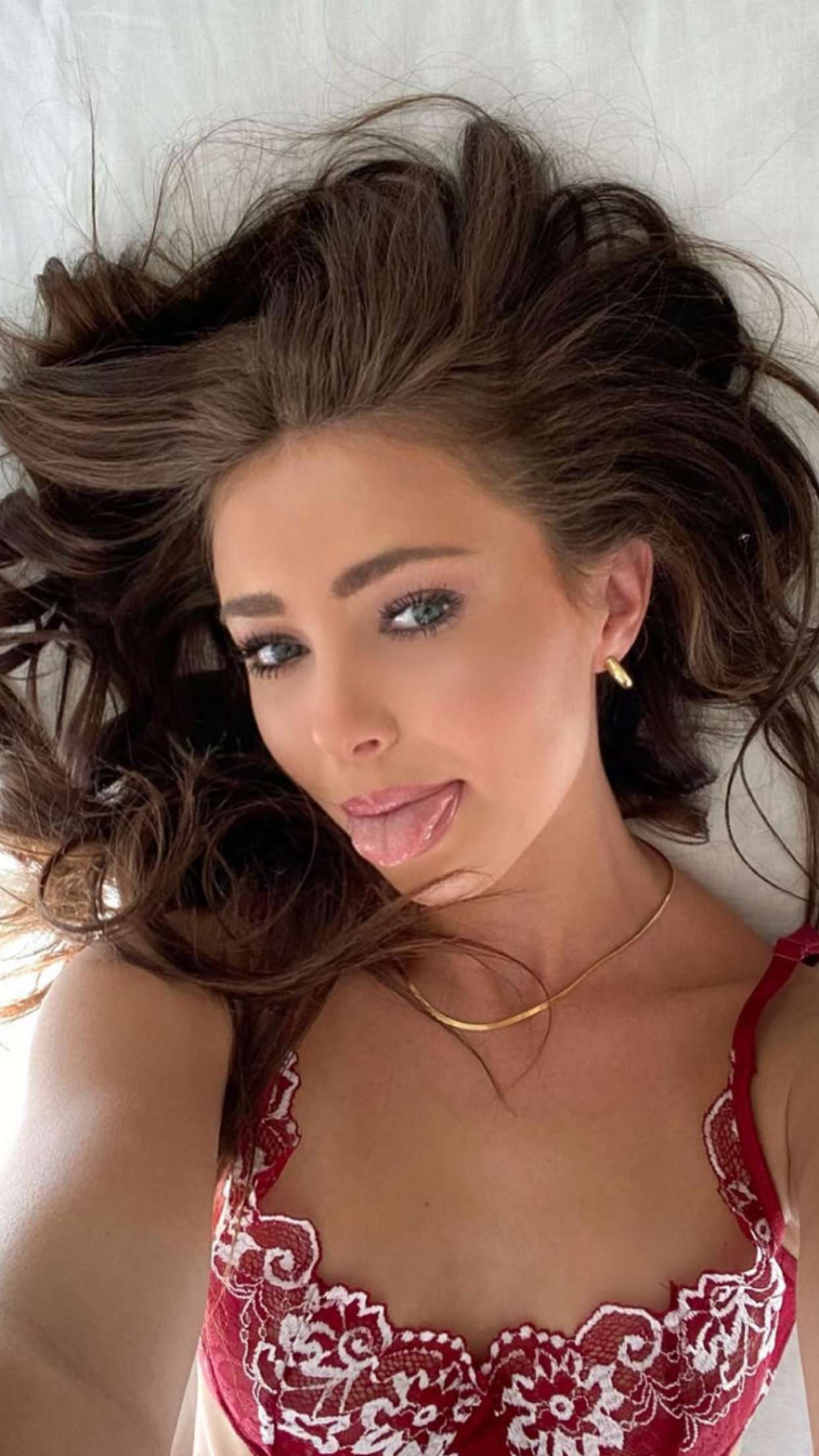 chloerosenbaum snapchat image archive image