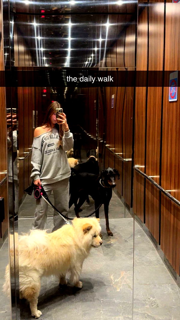 chloerosenbaum image ~ Altpins