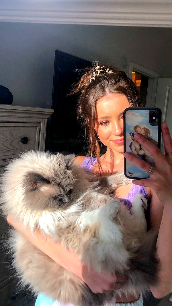 chloerosenbaum image ~ Altpins