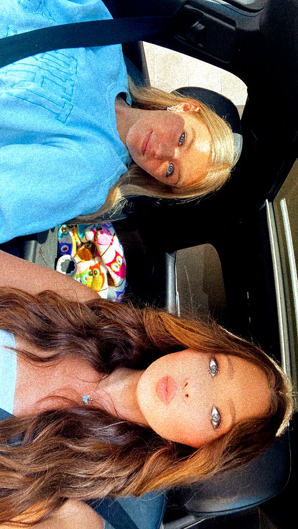 chloerosenbaum image ~ Altpins