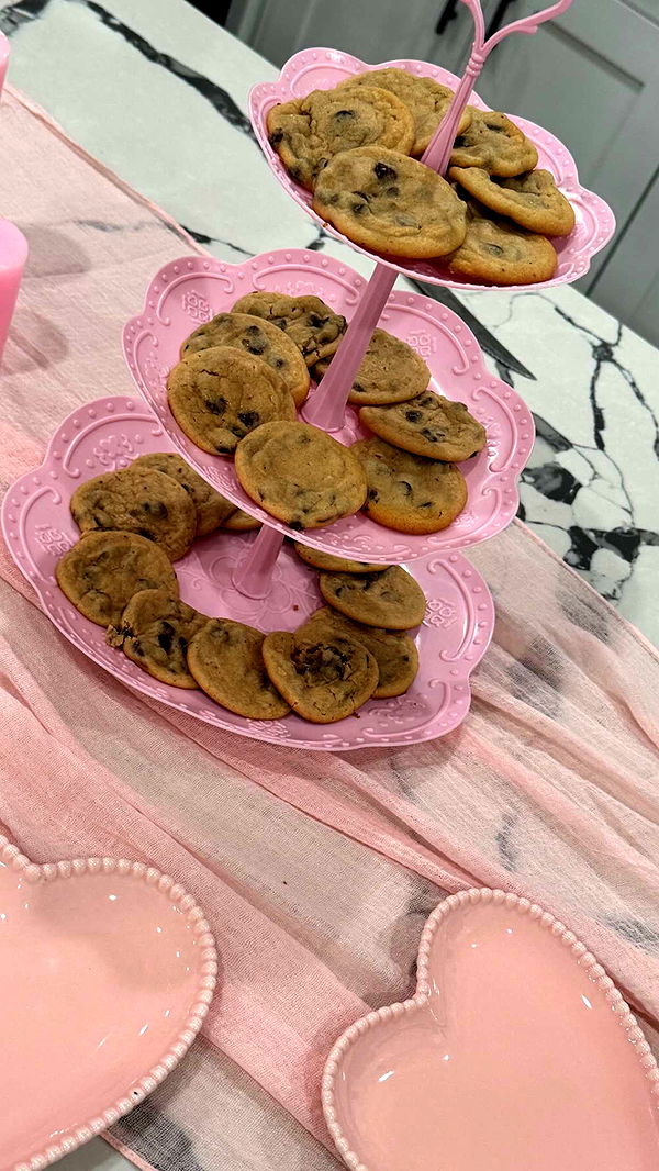 chloerosenbaum image ~ Altpins