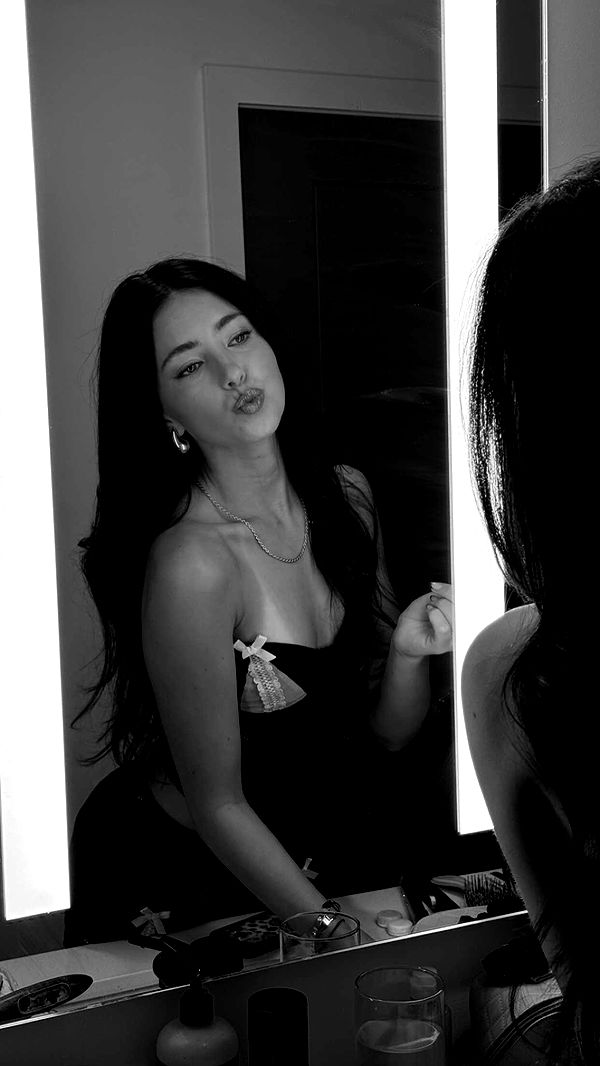 chloerosenbaum image ~ Altpins