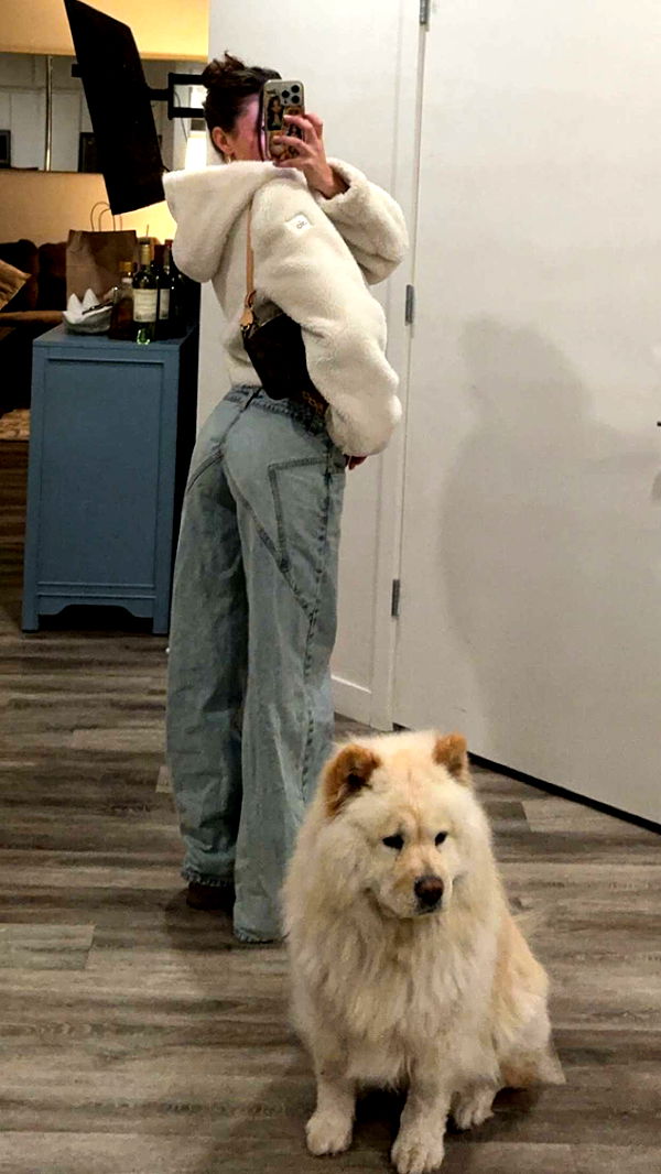 chloerosenbaum image ~ Altpins