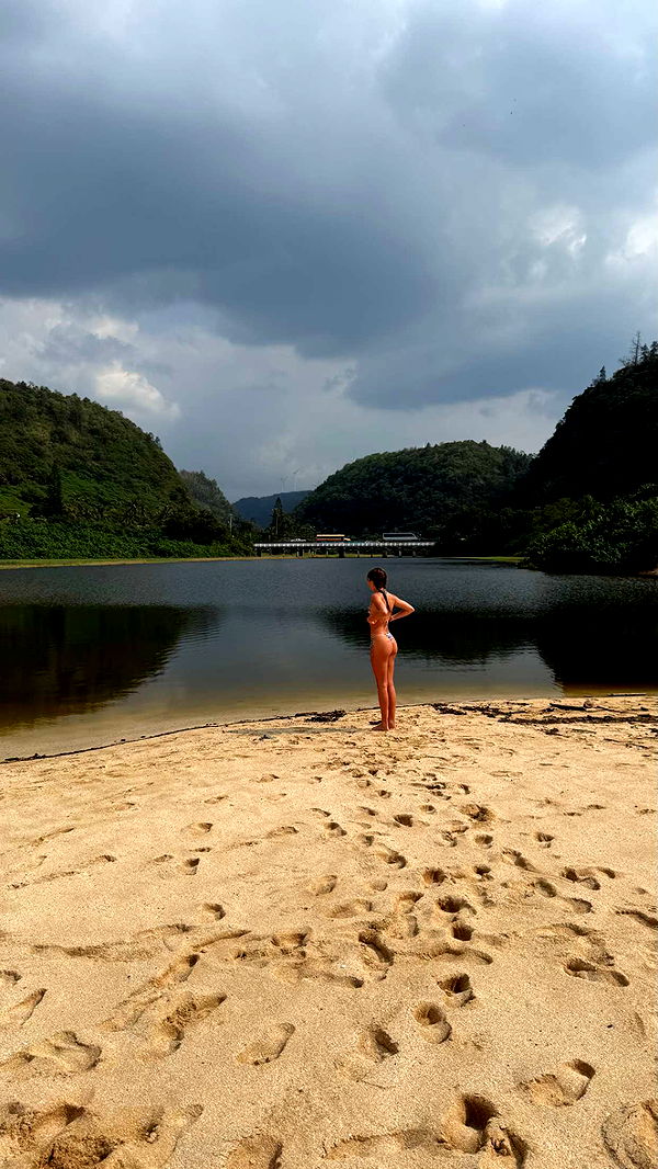 chloerosenbaum image ~ Altpins