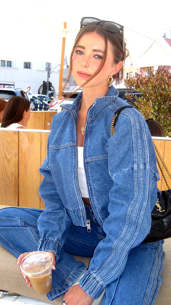 chloerosenbaum image ~ Altpins