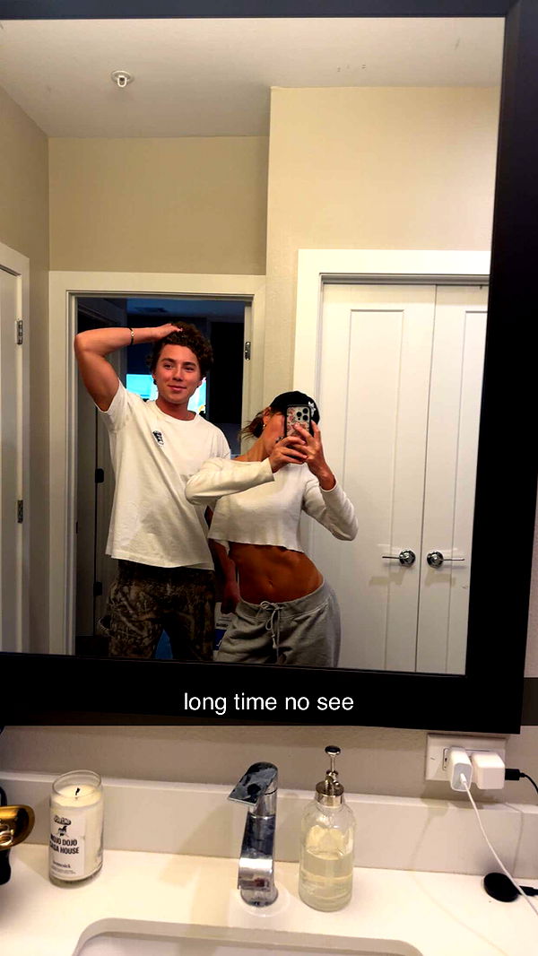 chloerosenbaum image ~ Altpins