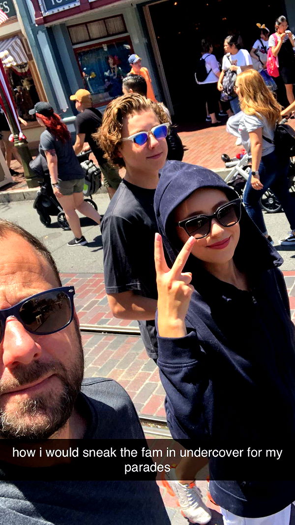 chloerosenbaum image ~ Altpins