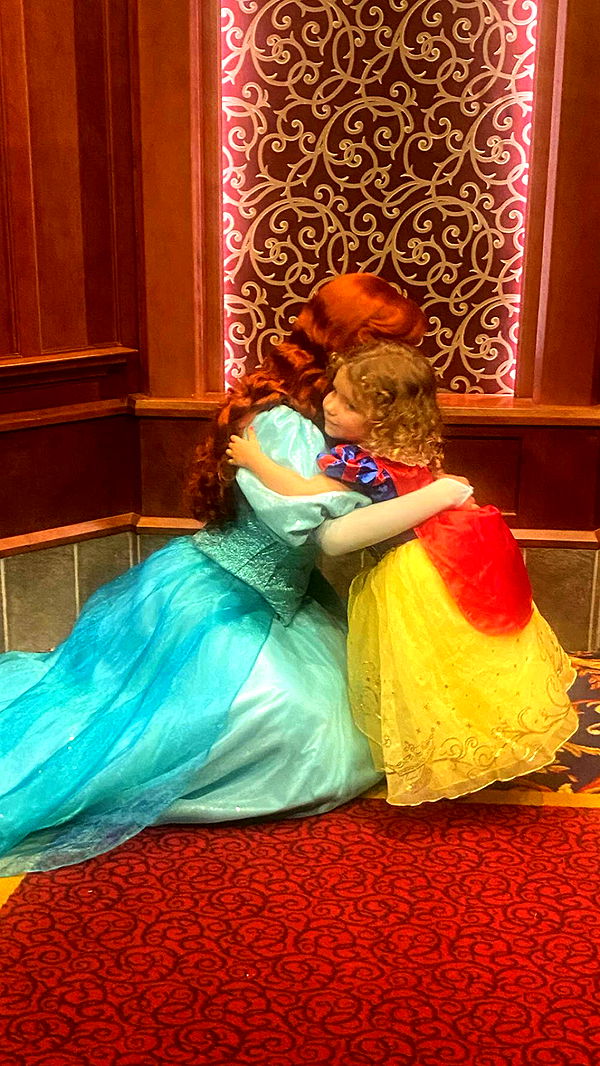 chloerosenbaum image ~ Altpins