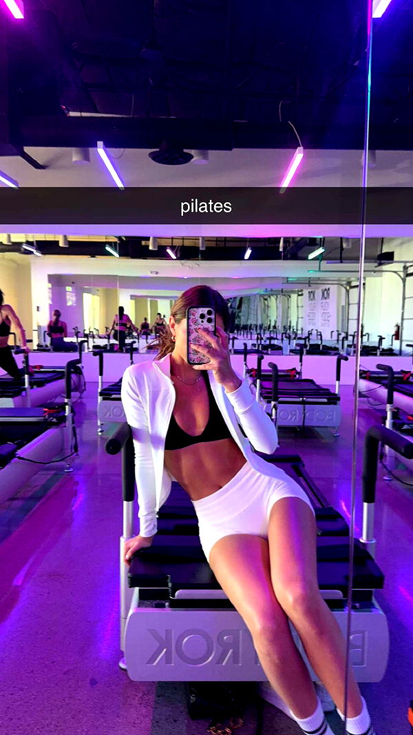 chloerosenbaum image ~ Altpins