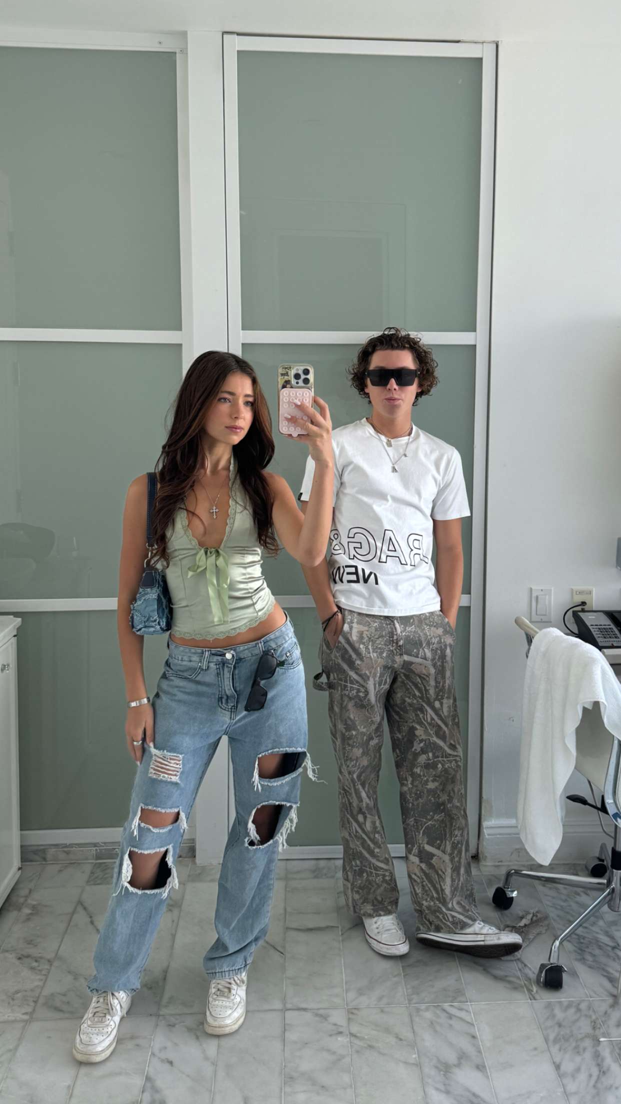 chloerosenbaum snapchat image archive image