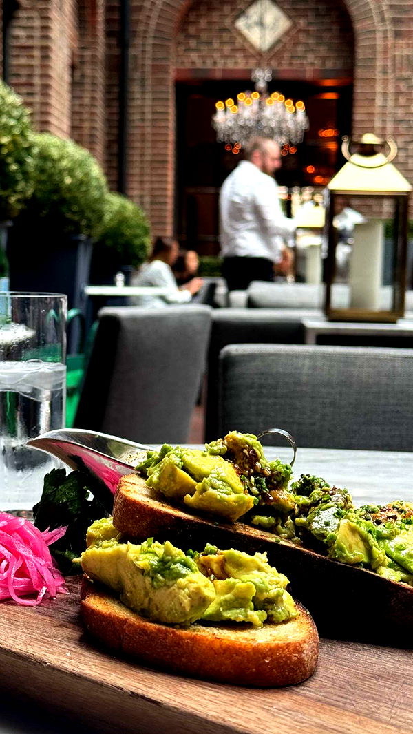 chloerosenbaum image ~ Altpins