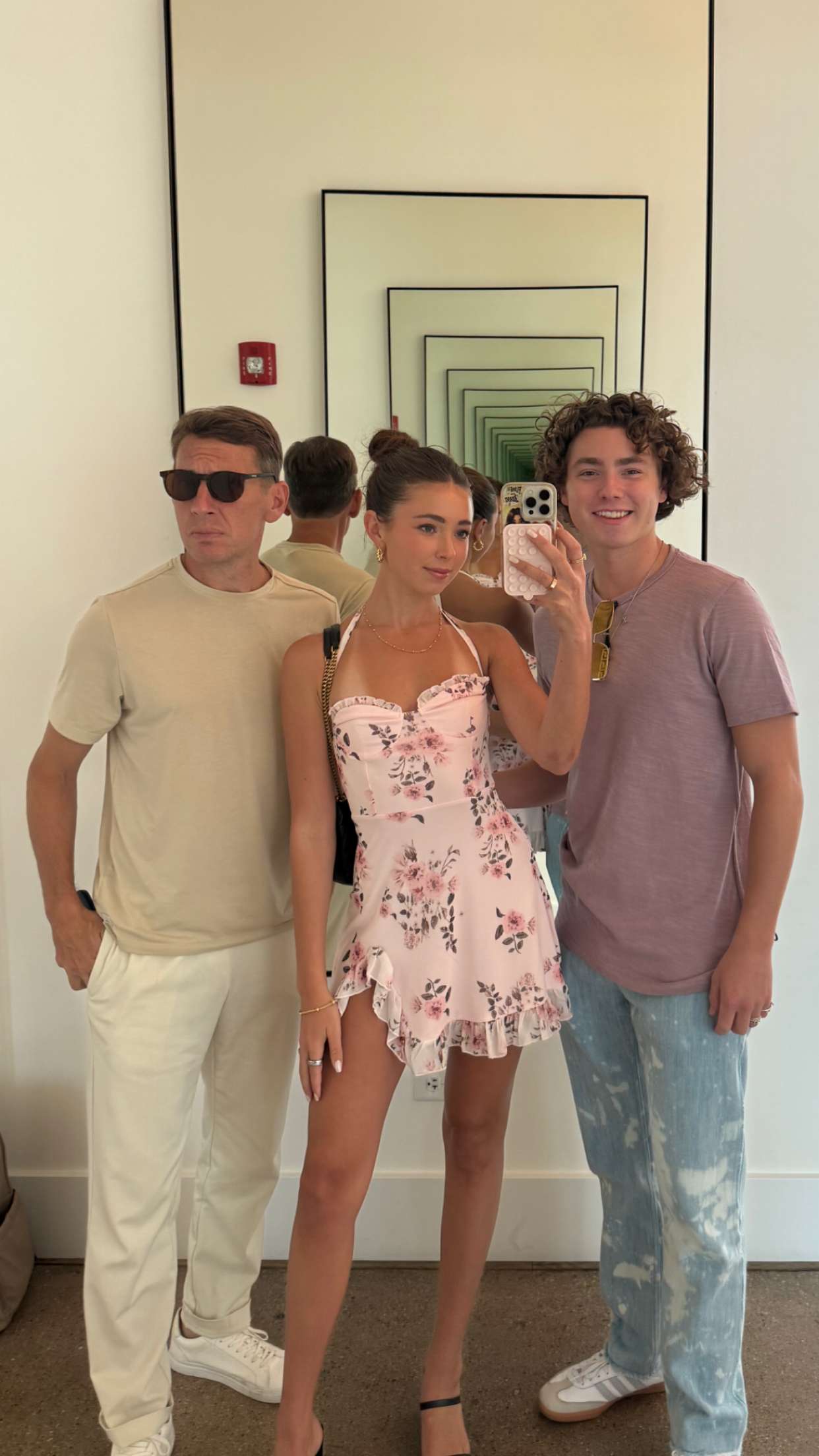 chloerosenbaum snapchat image archive image