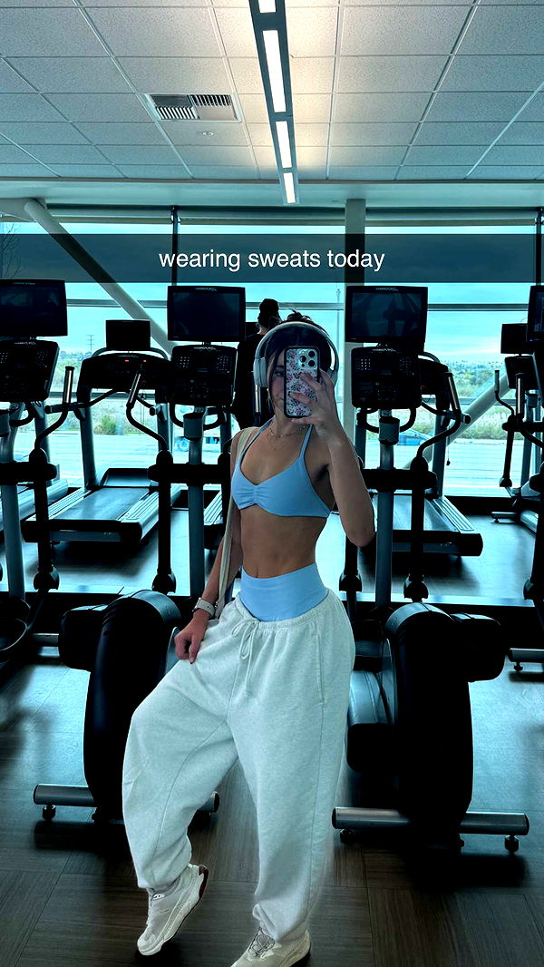 chloerosenbaum image ~ Altpins