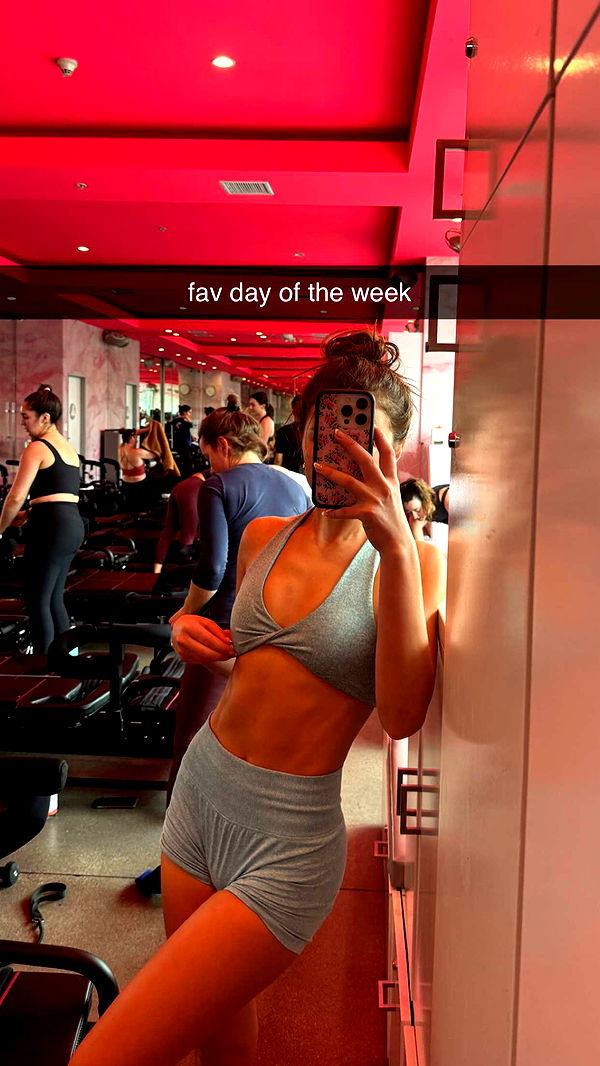 chloerosenbaum image ~ Altpins