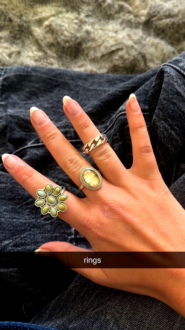 chloerosenbaum image ~ Altpins