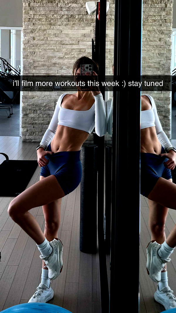 chloerosenbaum image ~ Altpins