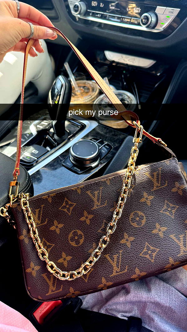 chloerosenbaum image ~ Altpins