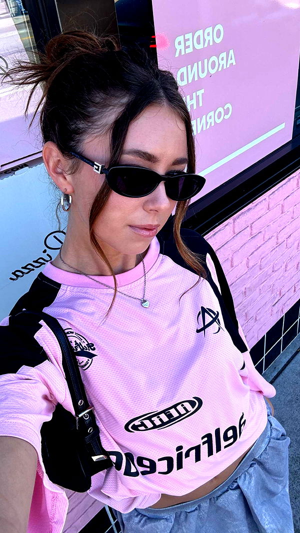 chloerosenbaum image ~ Altpins