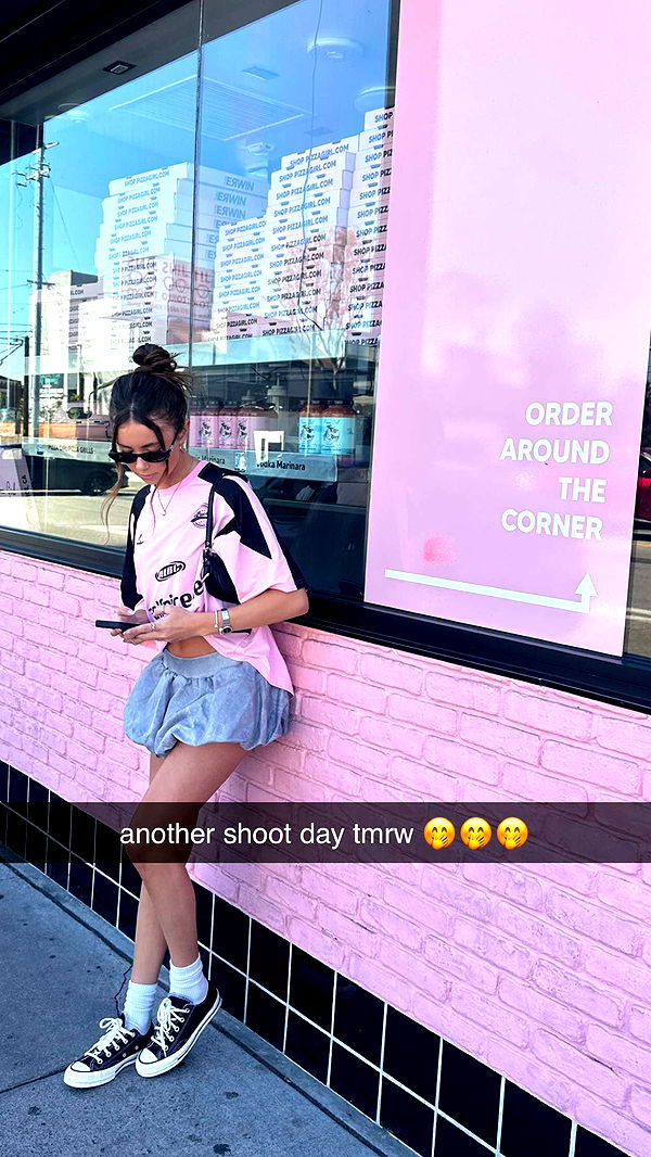 chloerosenbaum image ~ Altpins