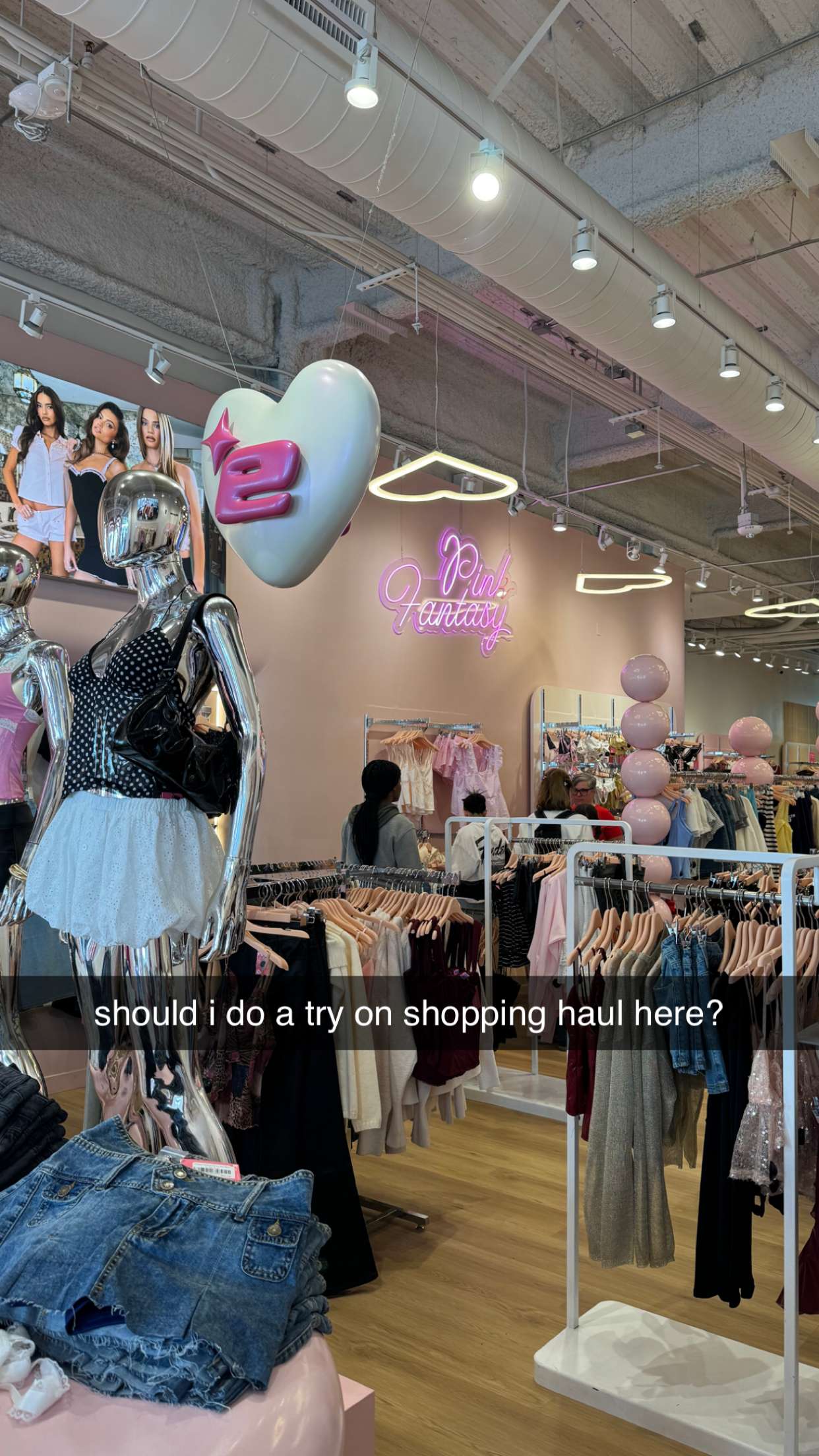 chloerosenbaum snapchat image archive image