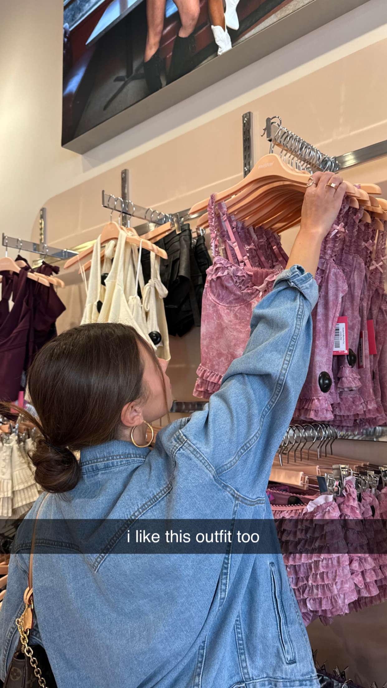 chloerosenbaum snapchat image archive image