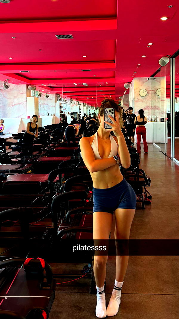 chloerosenbaum image ~ Altpins