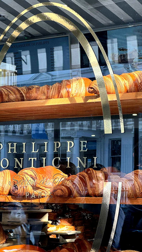 chloerosenbaum image ~ Altpins