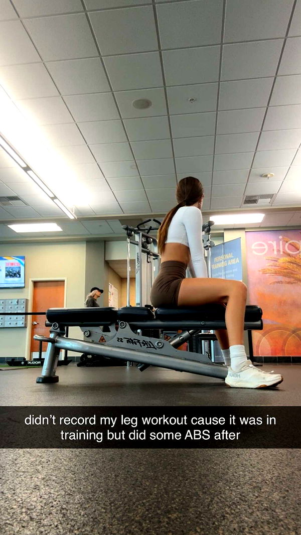 chloerosenbaum image ~ Altpins