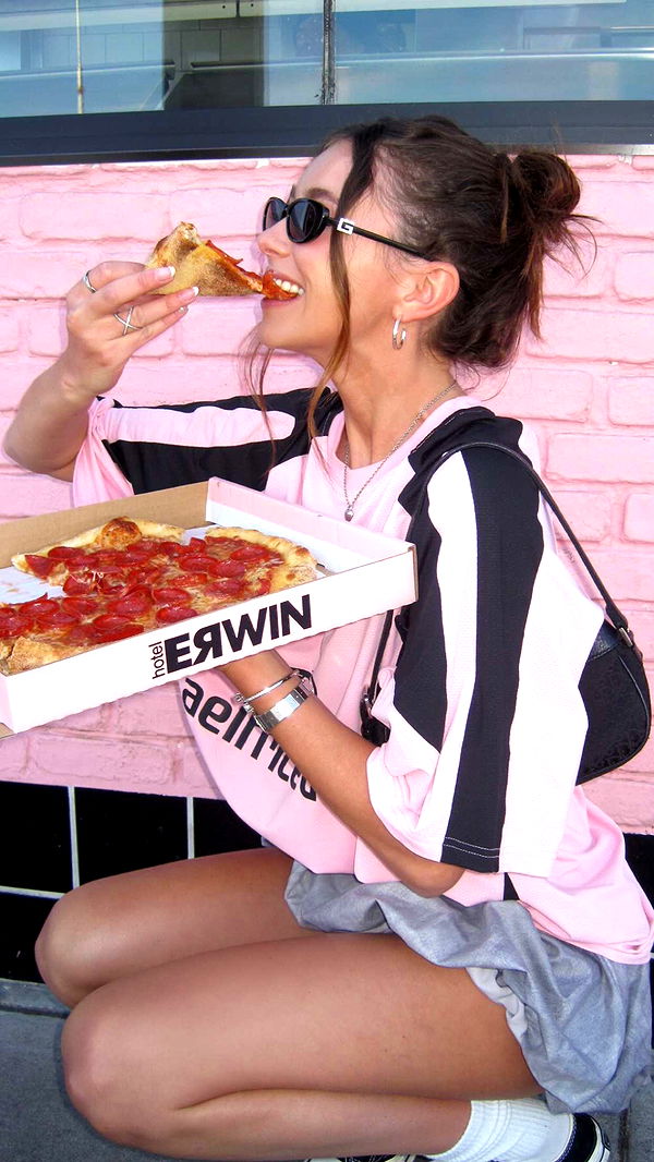 chloerosenbaum image ~ Altpins