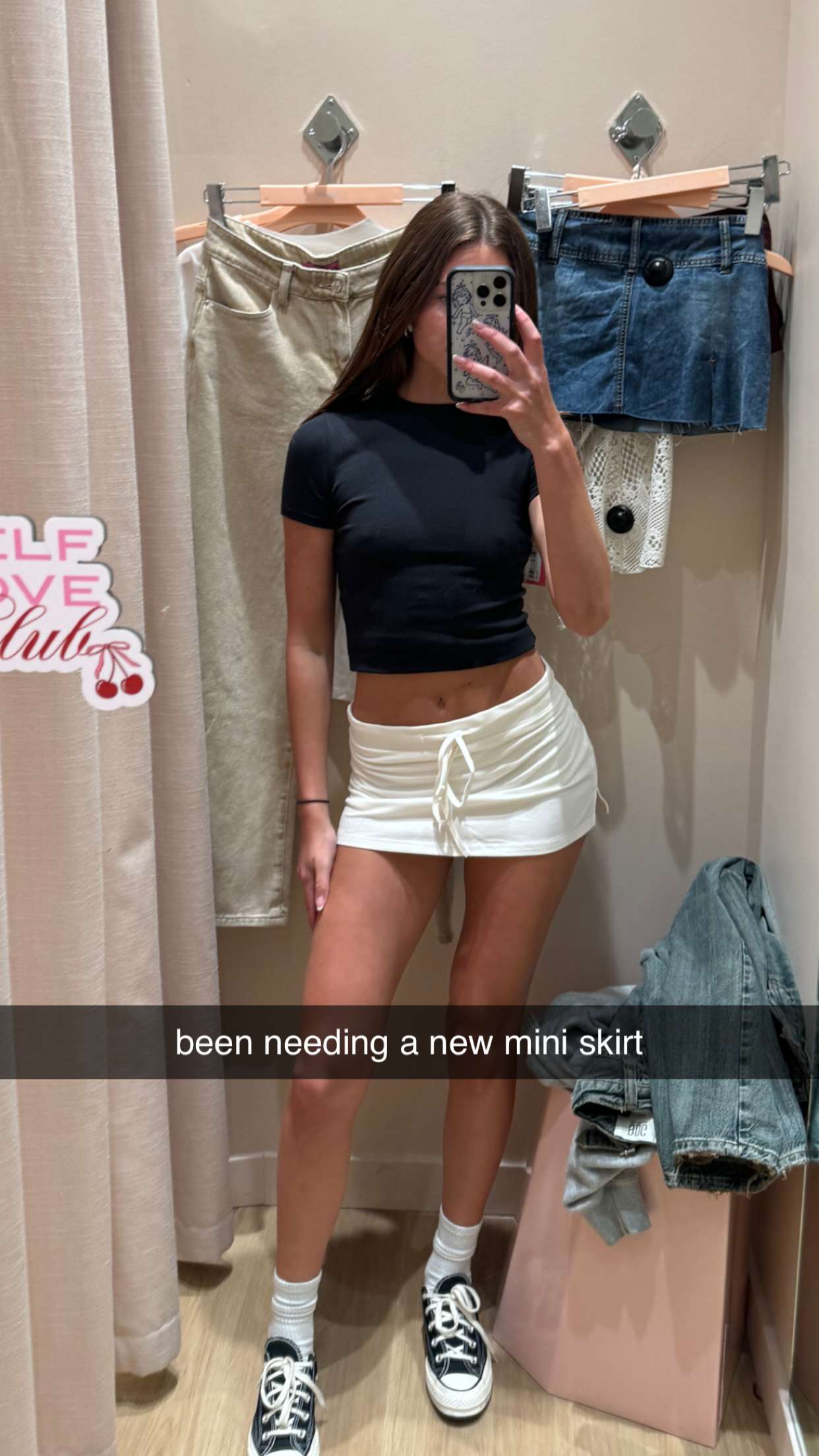 chloerosenbaum snapchat image archive image