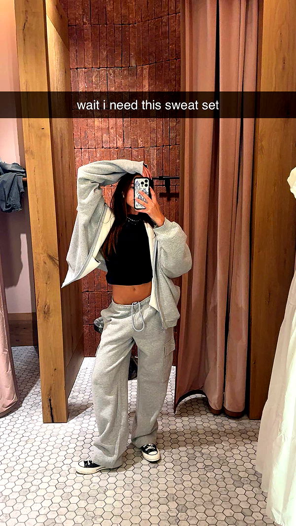 chloerosenbaum image ~ Altpins