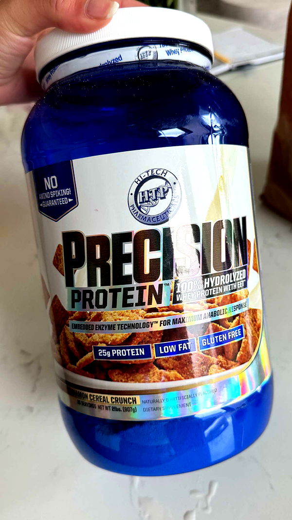 chloerosenbaum image ~ Altpins