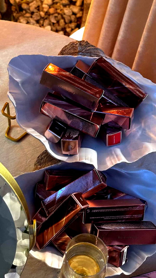 chloerosenbaum image ~ Altpins