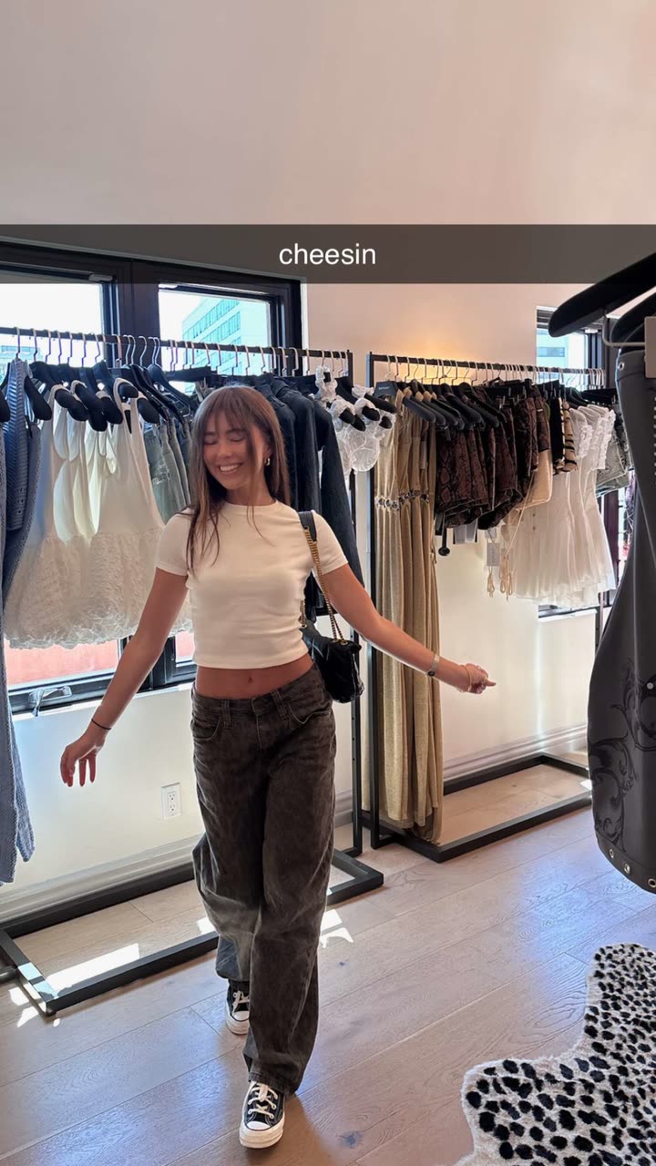 chloerosenbaum snapchat image archive image