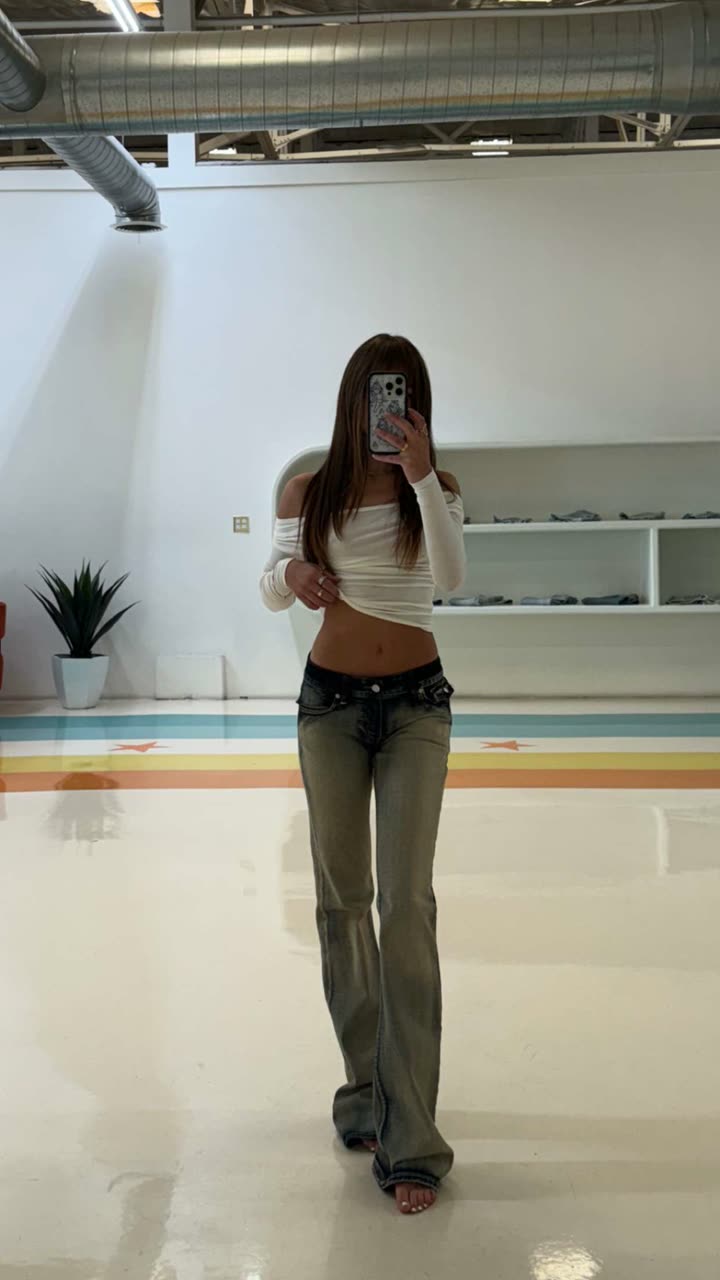 chloerosenbaum snapchat image archive image