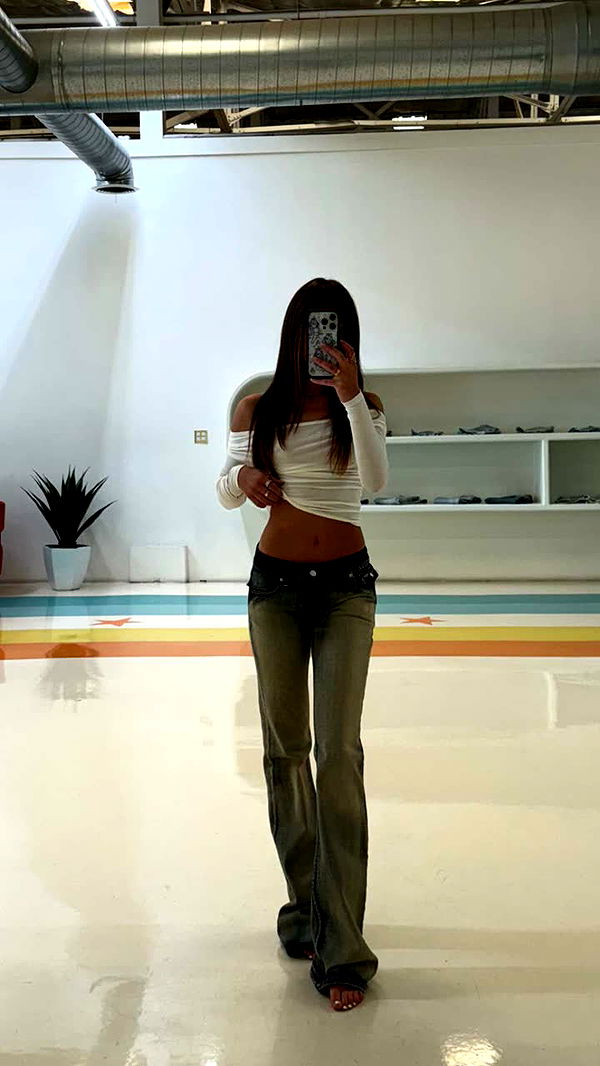 chloerosenbaum image ~ Altpins