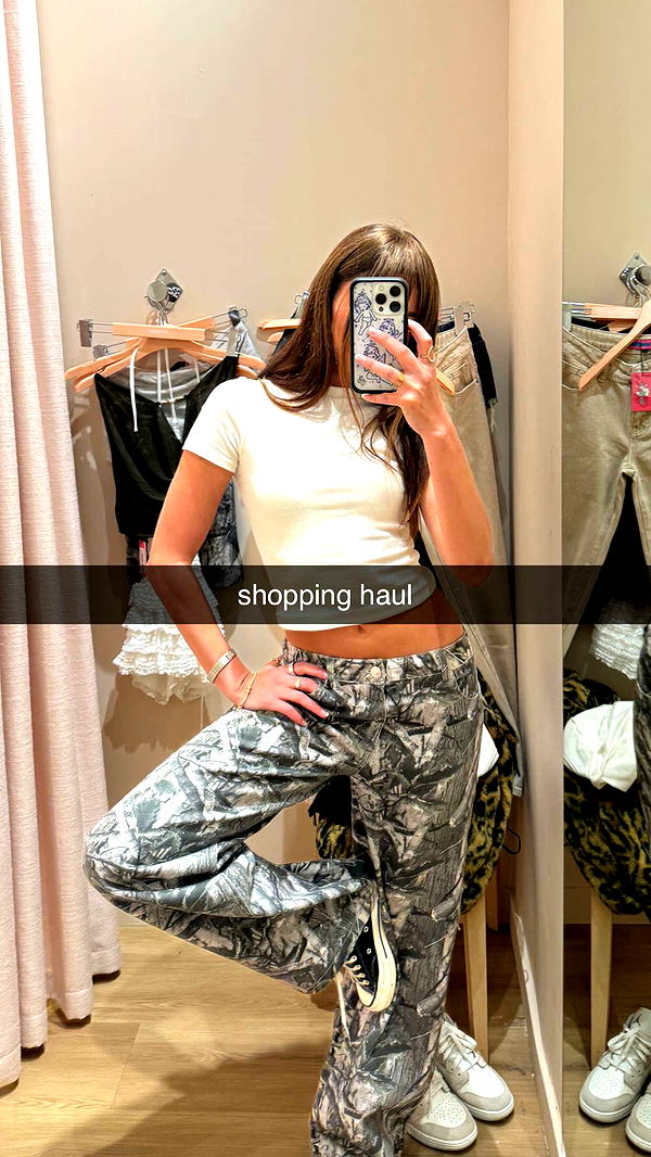 chloerosenbaum image ~ Altpins