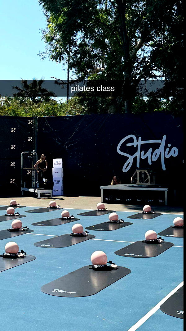 chloerosenbaum image ~ Altpins