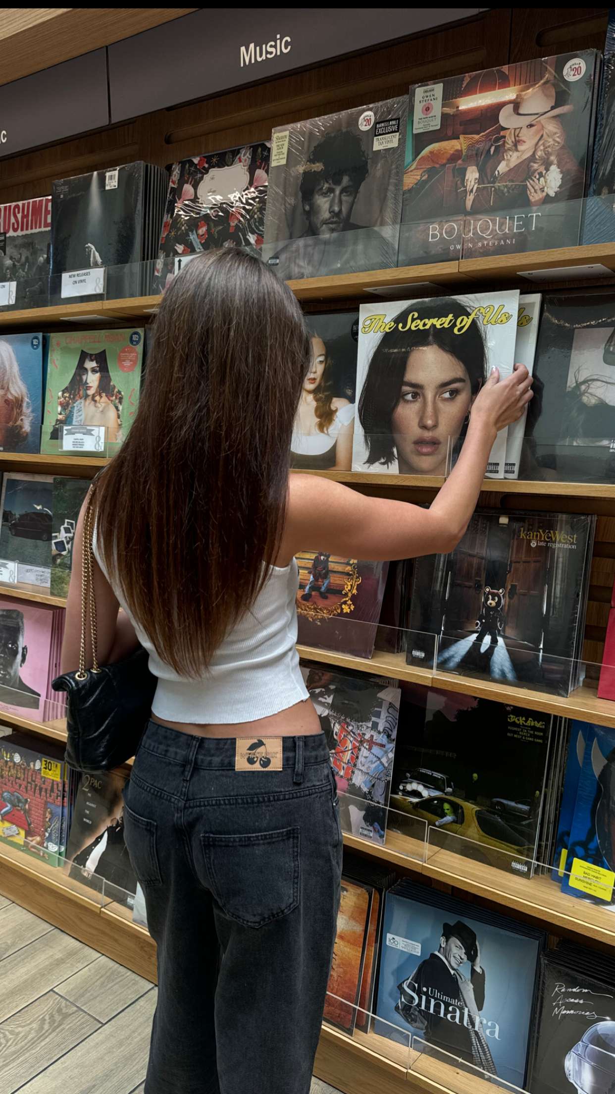 chloerosenbaum snapchat image archive image