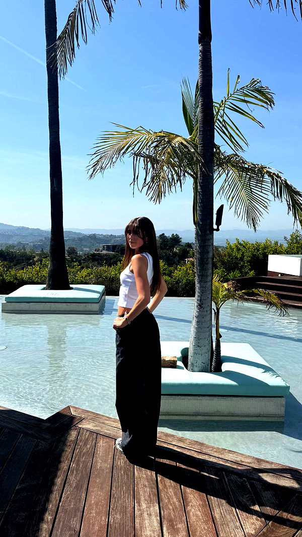 chloerosenbaum image ~ Altpins