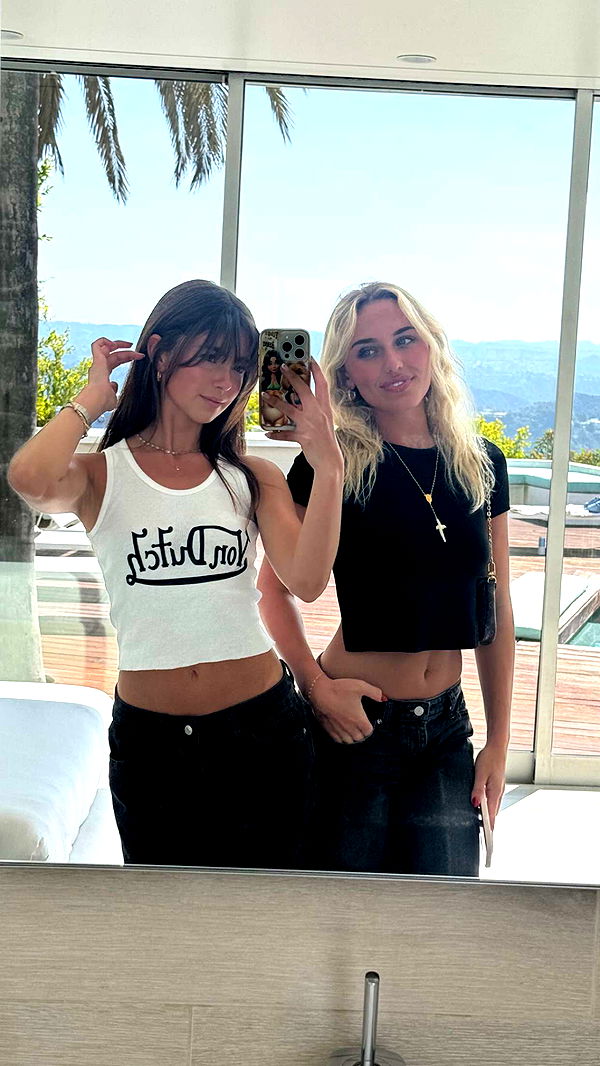 chloerosenbaum image ~ Altpins