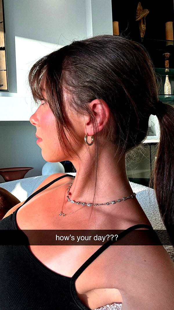 chloerosenbaum image ~ Altpins